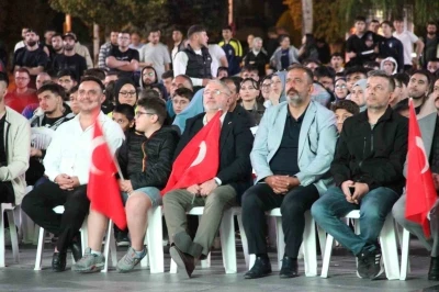 Çorum milli maç coşkusu
