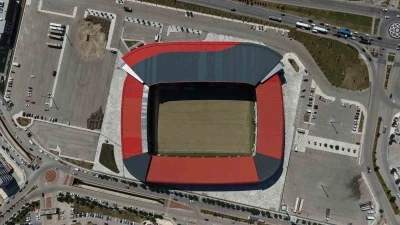 &Ccedil;orum Şehir Stadyumu&rsquo;nda S&uuml;per Lig mesaisi
