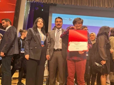 C&Uuml; Vakfı Okulları &ouml;ğrencisi b&ouml;lge 3&rsquo;&uuml;nc&uuml;s&uuml; oldu
