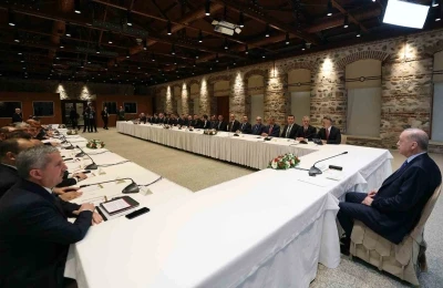 Cumhurbaşkanı Erdoğan, ASKON y&ouml;netim kurulunu kabul etti
