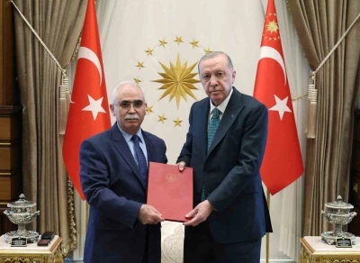 Cumhurbaşkanı Erdoğan, AYM Başkanı Kadir &Ouml;zkaya&rsquo;yı kabul etti
