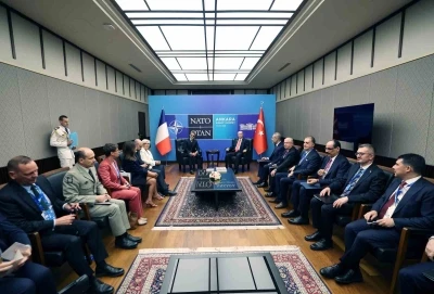 Cumhurbaşkanı Erdoğan, Fransa Cumhurbaşkanı Macron ile bir araya geldi
