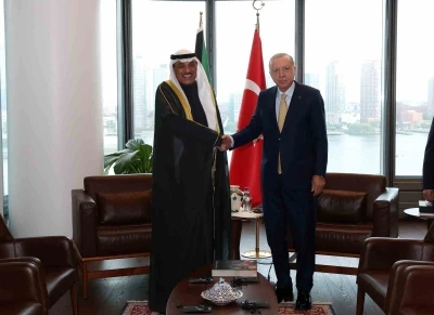 Cumhurbaşkanı Erdoğan, Kuveyt Veliaht Prens Sabah Halid es-Sabah’ı kabul etti
