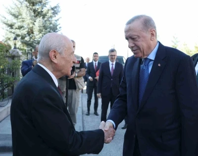 Cumhurbaşkanı Erdoğan, MHP Lideri Bahçeli ile bir araya geldi
