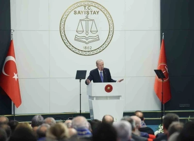 Cumhurbaşkanı Erdoğan: "Yerel y&ouml;netimler merkezli skandallar asla mazur g&ouml;r&uuml;lemez"
