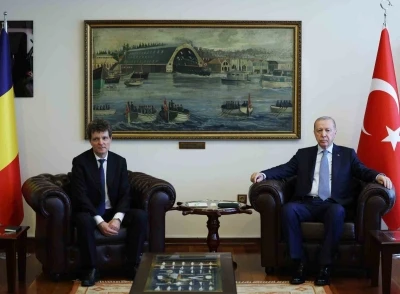 Cumhurbaşkanı Erdoğan, Romanya Cumhurbaşkanı Dan ile g&ouml;r&uuml;şt&uuml;
