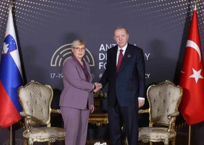 Cumhurbaşkanı Erdoğan Slovenya Cumhurbaşkanı Natasa Pirc Musar ile g&ouml;r&uuml;şt&uuml;
