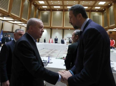 Cumhurbaşkanı Erdoğan, Türkiye A Milli Erkek Basketbol Takımını kabul etti
