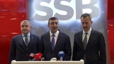 Cumhurbaşkanı Yardımcısı Cevdet Yılmaz "T&uuml;rkiye savunma sanayiinde bir devrim yaşadı"
