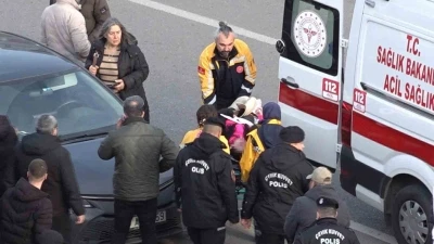 Cumhuriyet Meydanı&rsquo;nda otopark girişinde kaza: 1 yaralı
