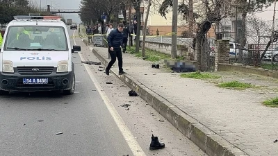 D-650&rsquo;de feci kaza: Otomobilin &ccedil;arptığı anne yaralandı, kızı hayatını kaybetti
