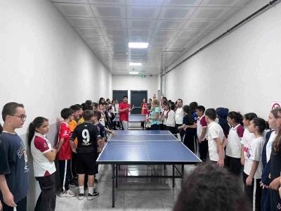 D.O.S.T. Bandırma&rsquo;da &ouml;ğrencilerle buluşmayı s&uuml;rd&uuml;r&uuml;yor
