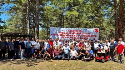 Dadaşlar geleneksel piknik ş&ouml;leninde buluştu
