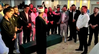 Damada ölmeden cenaze töreni düzenlediler
