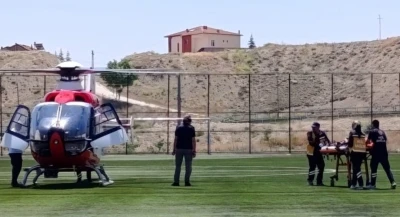 Darende&rsquo;de evde d&uuml;şen 98 yaşındaki kadın hava ambulansıyla Malatya&rsquo;ya sevk edildi
