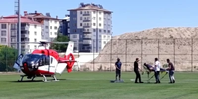 Darende&rsquo;de mide kanaması ge&ccedil;iren hasta, hava ambulansla Malatya&rsquo;ya sevk edildi
