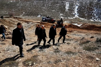 Darende&rsquo;de stabilize yol &ccedil;alışmaları i&ccedil;in saha incelemesi
