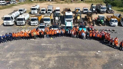 Darıca&rsquo;da 100 kişilik &ouml;zel ekiple yaz temizliği
