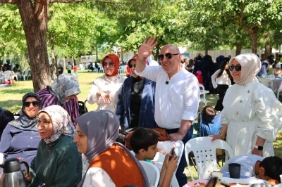 Darıca&rsquo;da kadın kursiyerler piknikte bir araya geldi
