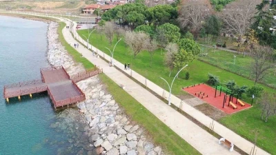Darıca&rsquo;da yeşil alan &ccedil;alışmaları devam ediyor
