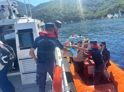 Dat&ccedil;a&rsquo;da 2&rsquo;si &ccedil;ocuk 19 d&uuml;zensiz g&ouml;&ccedil;men yakalandı
