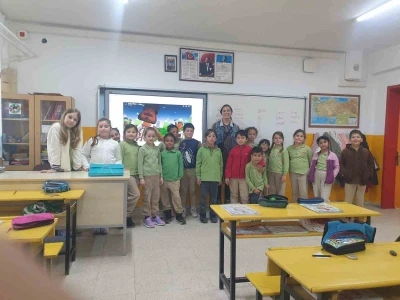 Dat&ccedil;a&rsquo;da &ouml;ğrenciler &rsquo;hikayelerle satran&ccedil;&rsquo; etkinliğinde buluştu
