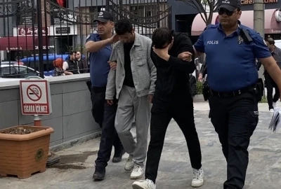 Dedesini bı&ccedil;aklayarak ağır yaralayan torun tutuklandı

