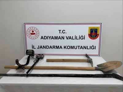 Define arayan şahıslar jandarmaya yakalandı
