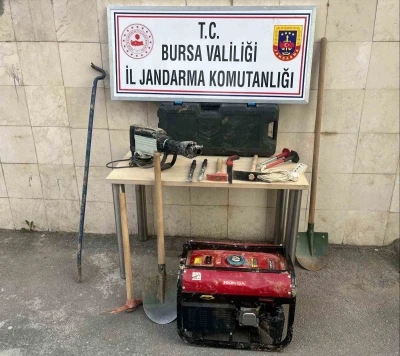 Definecilere suçüstü
