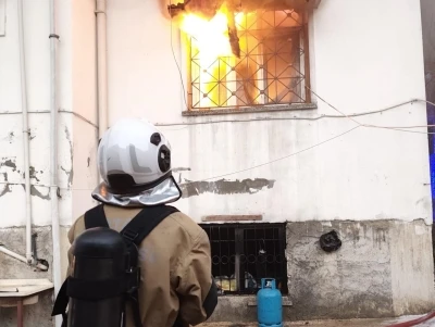 Defne&rsquo;de ev yangını
