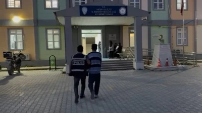 Defne&rsquo;de yaralama su&ccedil;undan aranan şahıs yakalandı
