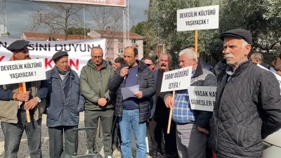DEG&Uuml;F &uuml;yeleri deve g&uuml;reşlerinin yapılmamasını protesto etti
