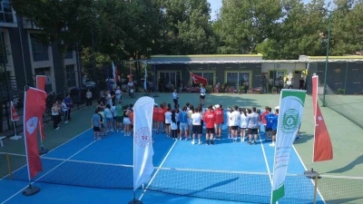 Demirci, ANALİG Tenis Turnuvasına ev sahipliği yapıyor
