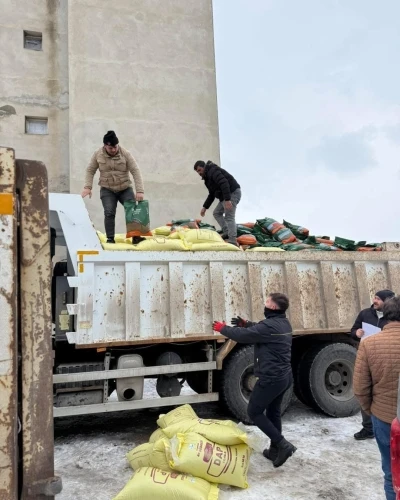 Demir&ouml;z&uuml;&rsquo;nde 210 &ccedil;ift&ccedil;iye tarımsal destek sağlandı
