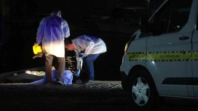 Dengesini kaybedip 30 metrelik falezlerden d&uuml;şen kadın hayatını kaybetti
