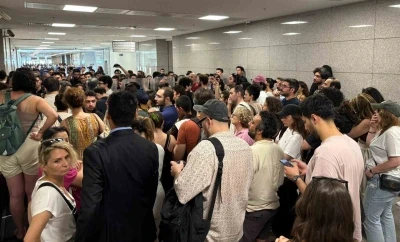 Deniz G&ouml;ktaş&rsquo;ın adliyeye sevkinde gerginlik: Kemal Kılı&ccedil;daroğlu ve ekibine protesto
