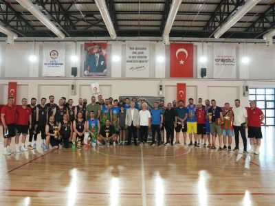 Denizli B&uuml;y&uuml;kşehir Master Cup +35&rsquo;te kupalar sahiplerini buldu
