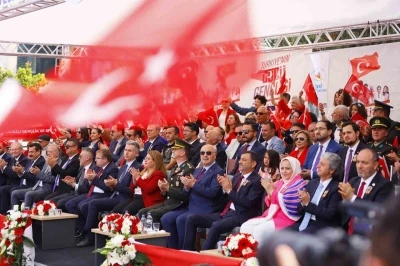 Denizli&rsquo;de 19 Mayıs&rsquo;ın 107. yıl d&ouml;n&uuml;m&uuml;nde g&ouml;rkemli kutlama
