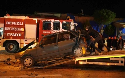 Denizli&rsquo;de 5 aracın karıştığı zincirleme kaza &ccedil;ok sayıda kişi yaralandı
