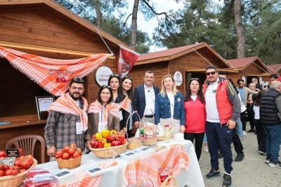Denizli&rsquo;de k&uuml;lt&uuml;r ve gastronomi r&uuml;zgarı esti
