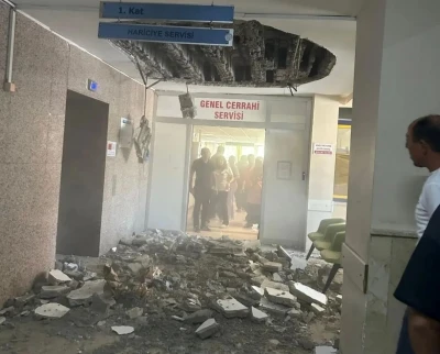 Denizli Devlet Hastanesinde yaşanan tavan çökmesinde 2 kişi yaralandı
