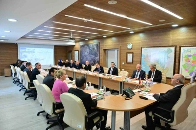 Denizli&rsquo;nin turizmi canlandırmak i&ccedil;in yol haritası belirleniyor
