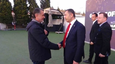 Denizli Ticaret Odası &uuml;yeleriyle iftar sofrasında buluştu
