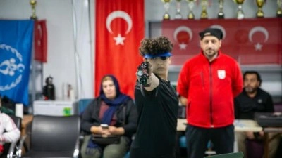 Depremde anne ve babasını kaybetmişti: 15 yaşında milli takıma se&ccedil;ildi