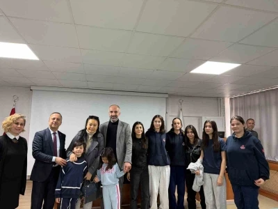 Depremin 3. yılında Aydın Lisesi&rsquo;nde Deprem Bilinci Konferansı
