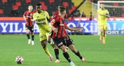 Derbi öncesi moral buldu! Fenerbahçe golcüleriyle farka koştu