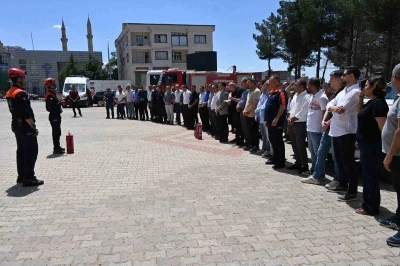 Derik&rsquo;te yangın s&ouml;nd&uuml;rme ve tahliye tatbikatı ger&ccedil;ekleştirildi
