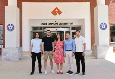 Ders &ccedil;alıştık&ccedil;a kazan, kafede harca
