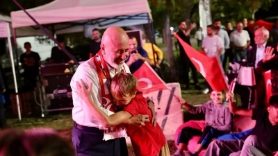 Dev ekranda milli maç heyecanı Kocasinan’da yaşandı
