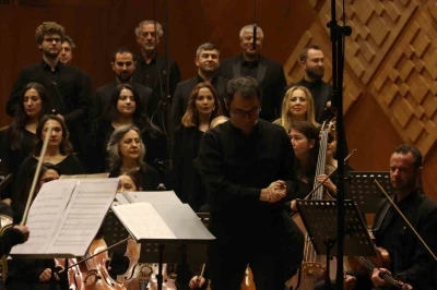 Devlet Çoksesli Korosu 90’ıncı yaşını kutlayan Arvo Part’in İstanbul’a özel bestelediği eseri sanatseverlerle buluşturdu
